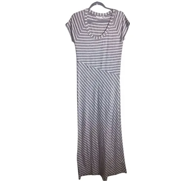 Athleta Women Scoop Neck Striped Maxi Dress Sz.Med EUC Gray Comfortable Athletic - Picture 1 of 9